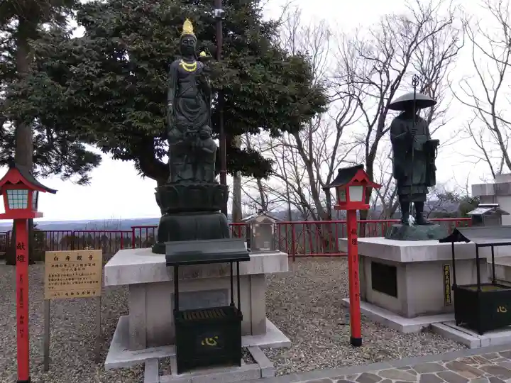 倶利迦羅不動寺山頂本堂(石川県)