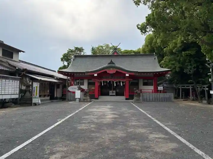 吉田春日神社の{uncategorized: "未分類", other: "その他", undefined: "問題あり", building: "その他建物", grave: "お墓", sacred_gate: "鳥居", guardian: "狛犬", statue: "像", buddha: "仏像", history: "歴史", nature: "自然", garden: "庭園", animal: "動物", pagoda: "塔", temizu: "手水舎", mountain_gate: "山門・神門", sanctuary: "本殿・本堂", subordinate: "末社・摂社", art: "芸術", scenery: "景色", jizo: "地蔵", ema: "絵馬", goshuin: "御朱印", omikuji: "おみくじ", items: "授与品その他", amulet: "お守り", goshuincho: "御朱印帳", eats: "食事", festival: "お祭り", votive_dance: "神楽", shichigosan: "七五三参", wedding: "結婚式", experience: "体験その他", initially: "初詣", around: "周辺", anti_infection: "感染症対策"}