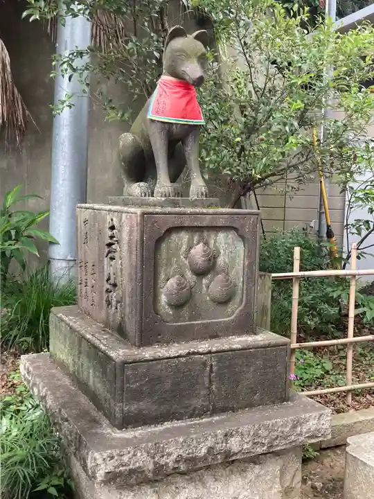 王子稲荷神社の狛犬