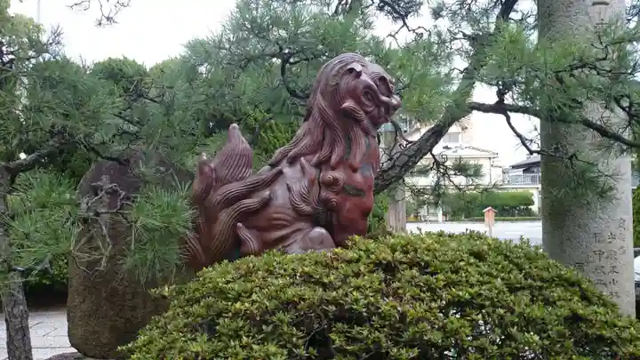 大元 宗忠神社の狛犬