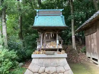 伊豫岡八幡神社の末社・摂社