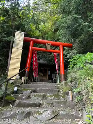 玉簾神社(神奈川県)