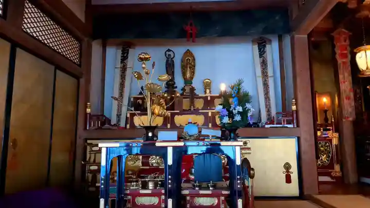 清隆寺の本殿・本堂