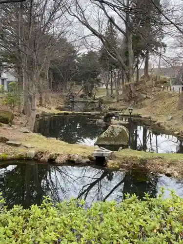 櫻山神社の庭園