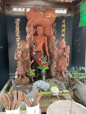 総持院(總持院)の仏像