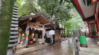 子安神社の末社・摂社