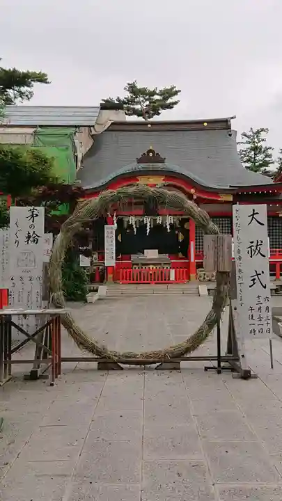 東伏見稲荷神社の本殿・本堂