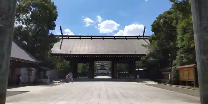 靖國神社の山門・神門