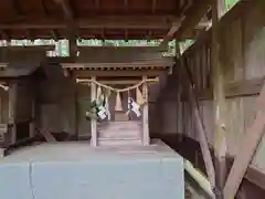 石座神社の末社