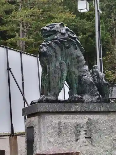 諏訪大社の狛犬