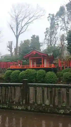 根津神社の末社・摂社