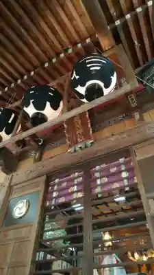 座間神社の本殿・本堂
