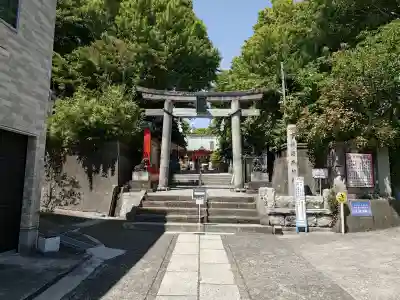 海南神社の{uncategorized: "未分類", other: "その他", undefined: "問題あり", building: "その他建物", grave: "お墓", sacred_gate: "鳥居", guardian: "狛犬", statue: "像", buddha: "仏像", history: "歴史", nature: "自然", garden: "庭園", animal: "動物", pagoda: "塔", temizu: "手水舎", mountain_gate: "山門・神門", sanctuary: "本殿・本堂", subordinate: "末社・摂社", art: "芸術", scenery: "景色", jizo: "地蔵", ema: "絵馬", goshuin: "御朱印", omikuji: "おみくじ", items: "授与品その他", amulet: "お守り", goshuincho: "御朱印帳", eats: "食事", festival: "お祭り", votive_dance: "神楽", shichigosan: "七五三参", wedding: "結婚式", experience: "体験その他", initially: "初詣", around: "周辺", anti_infection: "感染症対策"}