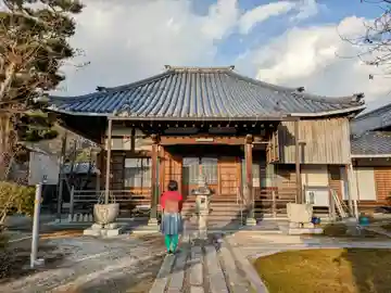 高山寺の本殿・本堂