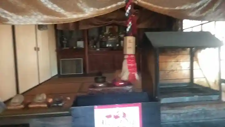 萩尾薬師堂のその他建物