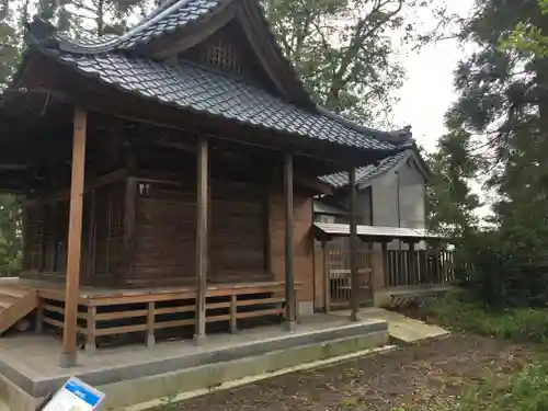 八幡神社（兜山古墳）の本殿