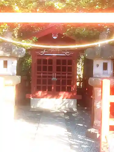 紅葉稲荷社の本殿・本堂