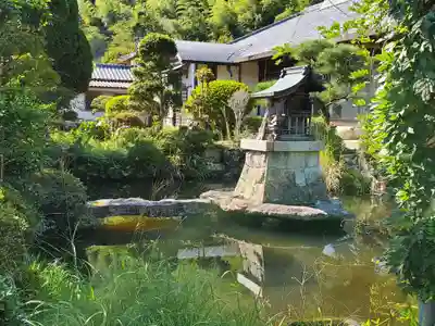 普光寺の末社・摂社