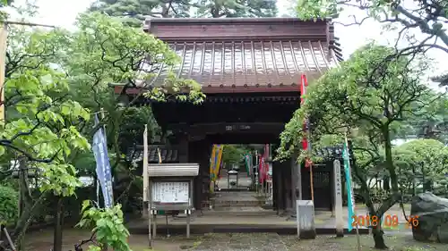 三寳寺の山門・神門