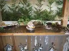 小野照崎神社の手水