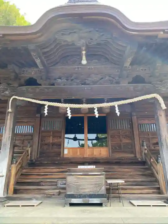 尾曳稲荷神社の{uncategorized: "未分類", other: "その他", undefined: "問題あり", building: "その他建物", grave: "お墓", sacred_gate: "鳥居", guardian: "狛犬", statue: "像", buddha: "仏像", history: "歴史", nature: "自然", garden: "庭園", animal: "動物", pagoda: "塔", temizu: "手水舎", mountain_gate: "山門・神門", sanctuary: "本殿・本堂", subordinate: "末社・摂社", art: "芸術", scenery: "景色", jizo: "地蔵", ema: "絵馬", goshuin: "御朱印", omikuji: "おみくじ", items: "授与品その他", amulet: "お守り", goshuincho: "御朱印帳", eats: "食事", festival: "お祭り", votive_dance: "神楽", shichigosan: "七五三参", wedding: "結婚式", experience: "体験その他", initially: "初詣", around: "周辺", anti_infection: "感染症対策"}