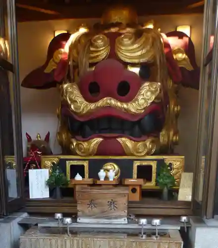 波除神社（波除稲荷神社）の像