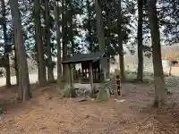諏訪神社の{uncategorized: "未分類", other: "その他", undefined: "問題あり", building: "その他建物", grave: "お墓", sacred_gate: "鳥居", guardian: "狛犬", statue: "像", buddha: "仏像", history: "歴史", nature: "自然", garden: "庭園", animal: "動物", pagoda: "塔", temizu: "手水舎", mountain_gate: "山門・神門", sanctuary: "本殿・本堂", subordinate: "末社・摂社", art: "芸術", scenery: "景色", jizo: "地蔵", ema: "絵馬", goshuin: "御朱印", omikuji: "おみくじ", items: "授与品その他", amulet: "お守り", goshuincho: "御朱印帳", eats: "食事", festival: "お祭り", votive_dance: "神楽", shichigosan: "七五三参", wedding: "結婚式", experience: "体験その他", initially: "初詣", around: "周辺", anti_infection: "感染症対策"}