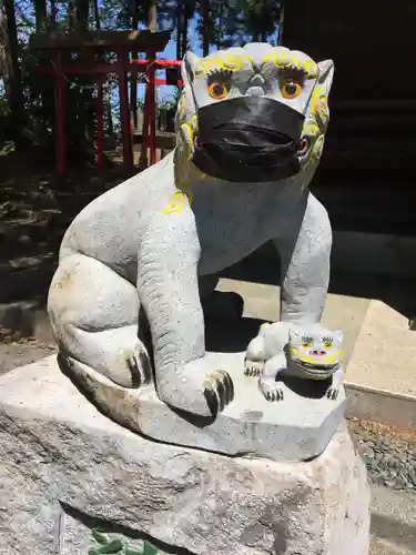 淵名神社の狛犬