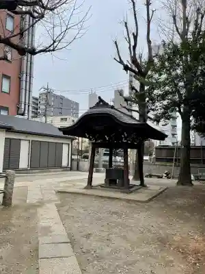 橋戸稲荷神社の{uncategorized: "未分類", other: "その他", undefined: "問題あり", building: "その他建物", grave: "お墓", sacred_gate: "鳥居", guardian: "狛犬", statue: "像", buddha: "仏像", history: "歴史", nature: "自然", garden: "庭園", animal: "動物", pagoda: "塔", temizu: "手水舎", mountain_gate: "山門・神門", sanctuary: "本殿・本堂", subordinate: "末社・摂社", art: "芸術", scenery: "景色", jizo: "地蔵", ema: "絵馬", goshuin: "御朱印", omikuji: "おみくじ", items: "授与品その他", amulet: "お守り", goshuincho: "御朱印帳", eats: "食事", festival: "お祭り", votive_dance: "神楽", shichigosan: "七五三参", wedding: "結婚式", experience: "体験その他", initially: "初詣", around: "周辺", anti_infection: "感染症対策"}