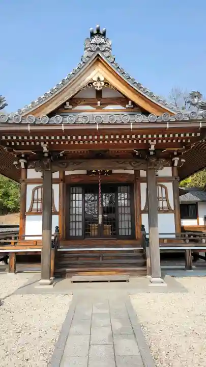 長福寺の{uncategorized: "未分類", other: "その他", undefined: "問題あり", building: "その他建物", grave: "お墓", sacred_gate: "鳥居", guardian: "狛犬", statue: "像", buddha: "仏像", history: "歴史", nature: "自然", garden: "庭園", animal: "動物", pagoda: "塔", temizu: "手水舎", mountain_gate: "山門・神門", sanctuary: "本殿・本堂", subordinate: "末社・摂社", art: "芸術", scenery: "景色", jizo: "地蔵", ema: "絵馬", goshuin: "御朱印", omikuji: "おみくじ", items: "授与品その他", amulet: "お守り", goshuincho: "御朱印帳", eats: "食事", festival: "お祭り", votive_dance: "神楽", shichigosan: "七五三参", wedding: "結婚式", experience: "体験その他", initially: "初詣", around: "周辺", anti_infection: "感染症対策"}