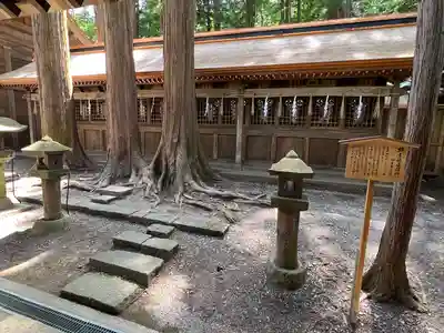 諏訪大社の末社・摂社