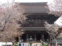 金峯山寺の本殿・本堂