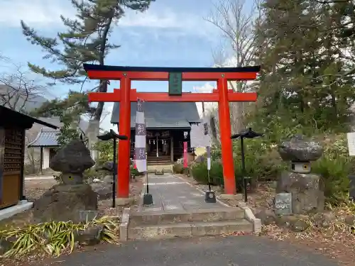 真田神社の{uncategorized: "未分類", other: "その他", undefined: "問題あり", building: "その他建物", grave: "お墓", sacred_gate: "鳥居", guardian: "狛犬", statue: "像", buddha: "仏像", history: "歴史", nature: "自然", garden: "庭園", animal: "動物", pagoda: "塔", temizu: "手水舎", mountain_gate: "山門・神門", sanctuary: "本殿・本堂", subordinate: "末社・摂社", art: "芸術", scenery: "景色", jizo: "地蔵", ema: "絵馬", goshuin: "御朱印", omikuji: "おみくじ", items: "授与品その他", amulet: "お守り", goshuincho: "御朱印帳", eats: "食事", festival: "お祭り", votive_dance: "神楽", shichigosan: "七五三参", wedding: "結婚式", experience: "体験その他", initially: "初詣", around: "周辺", anti_infection: "感染症対策"}