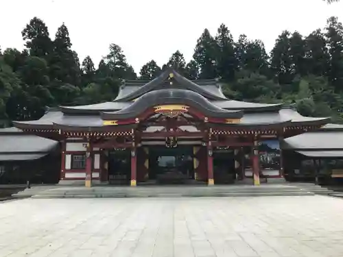 盛岡八幡宮の本殿