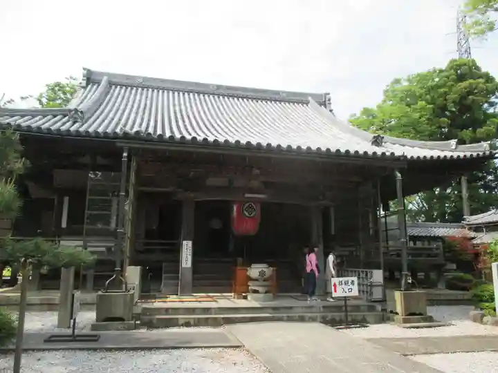 向源寺の本殿・本堂