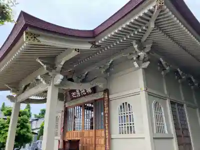 三寳寺の本殿・本堂