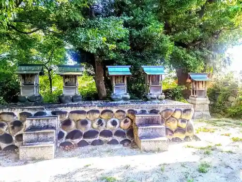 牛毛神社の末社・摂社