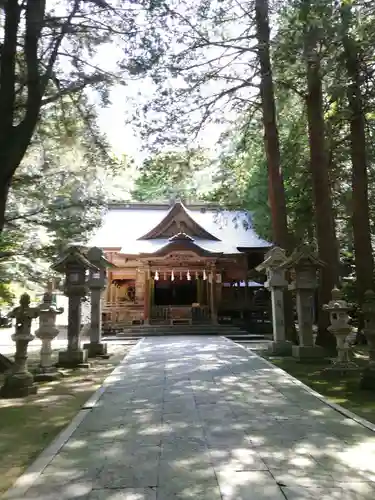 日吉神社の本殿