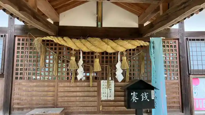 鵜江神社の本殿・本堂