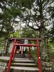 新屋山神社奥宮(山梨県)