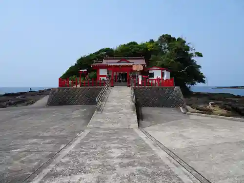 射楯兵主神社の本殿