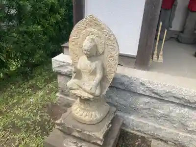 伝福寺の{uncategorized: "未分類", other: "その他", undefined: "問題あり", building: "その他建物", grave: "お墓", sacred_gate: "鳥居", guardian: "狛犬", statue: "像", buddha: "仏像", history: "歴史", nature: "自然", garden: "庭園", animal: "動物", pagoda: "塔", temizu: "手水舎", mountain_gate: "山門・神門", sanctuary: "本殿・本堂", subordinate: "末社・摂社", art: "芸術", scenery: "景色", jizo: "地蔵", ema: "絵馬", goshuin: "御朱印", omikuji: "おみくじ", items: "授与品その他", amulet: "お守り", goshuincho: "御朱印帳", eats: "食事", festival: "お祭り", votive_dance: "神楽", shichigosan: "七五三参", wedding: "結婚式", experience: "体験その他", initially: "初詣", around: "周辺", anti_infection: "感染症対策"}