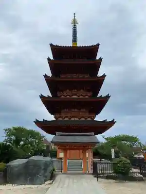 飯沼山 圓福寺の{uncategorized: "未分類", other: "その他", undefined: "問題あり", building: "その他建物", grave: "お墓", sacred_gate: "鳥居", guardian: "狛犬", statue: "像", buddha: "仏像", history: "歴史", nature: "自然", garden: "庭園", animal: "動物", pagoda: "塔", temizu: "手水舎", mountain_gate: "山門・神門", sanctuary: "本殿・本堂", subordinate: "末社・摂社", art: "芸術", scenery: "景色", jizo: "地蔵", ema: "絵馬", goshuin: "御朱印", omikuji: "おみくじ", items: "授与品その他", amulet: "お守り", goshuincho: "御朱印帳", eats: "食事", festival: "お祭り", votive_dance: "神楽", shichigosan: "七五三参", wedding: "結婚式", experience: "体験その他", initially: "初詣", around: "周辺", anti_infection: "感染症対策"}