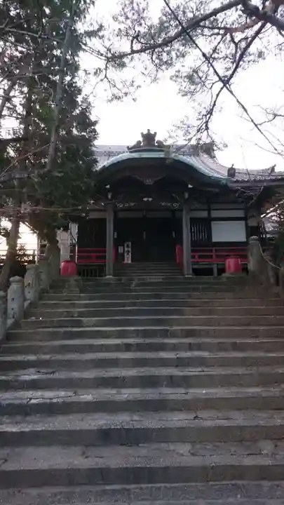 泉浄院の本殿・本堂