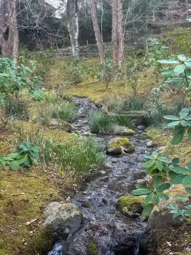 成田山新勝寺の{uncategorized: "未分類", other: "その他", undefined: "問題あり", building: "その他建物", grave: "お墓", sacred_gate: "鳥居", guardian: "狛犬", statue: "像", buddha: "仏像", history: "歴史", nature: "自然", garden: "庭園", animal: "動物", pagoda: "塔", temizu: "手水舎", mountain_gate: "山門・神門", sanctuary: "本殿・本堂", subordinate: "末社・摂社", art: "芸術", scenery: "景色", jizo: "地蔵", ema: "絵馬", goshuin: "御朱印", omikuji: "おみくじ", items: "授与品その他", amulet: "お守り", goshuincho: "御朱印帳", eats: "食事", festival: "お祭り", votive_dance: "神楽", shichigosan: "七五三参", wedding: "結婚式", experience: "体験その他", initially: "初詣", around: "周辺", anti_infection: "感染症対策"}
