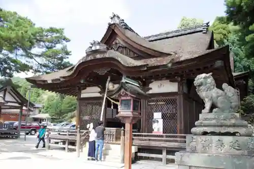 白鬚神社の本殿