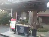 日野八坂神社の手水舎