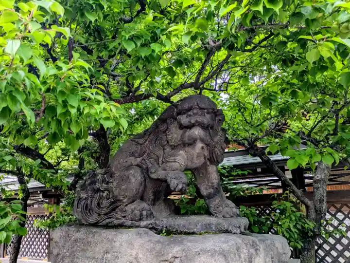 湯島天満宮の{uncategorized: "未分類", other: "その他", undefined: "問題あり", building: "その他建物", grave: "お墓", sacred_gate: "鳥居", guardian: "狛犬", statue: "像", buddha: "仏像", history: "歴史", nature: "自然", garden: "庭園", animal: "動物", pagoda: "塔", temizu: "手水舎", mountain_gate: "山門・神門", sanctuary: "本殿・本堂", subordinate: "末社・摂社", art: "芸術", scenery: "景色", jizo: "地蔵", ema: "絵馬", goshuin: "御朱印", omikuji: "おみくじ", items: "授与品その他", amulet: "お守り", goshuincho: "御朱印帳", eats: "食事", festival: "お祭り", votive_dance: "神楽", shichigosan: "七五三参", wedding: "結婚式", experience: "体験その他", initially: "初詣", around: "周辺", anti_infection: "感染症対策"}