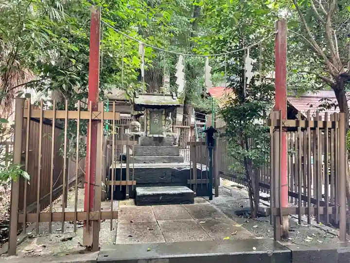 新橋鹽竃神社の末社・摂社