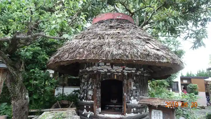 西光寺の本殿・本堂